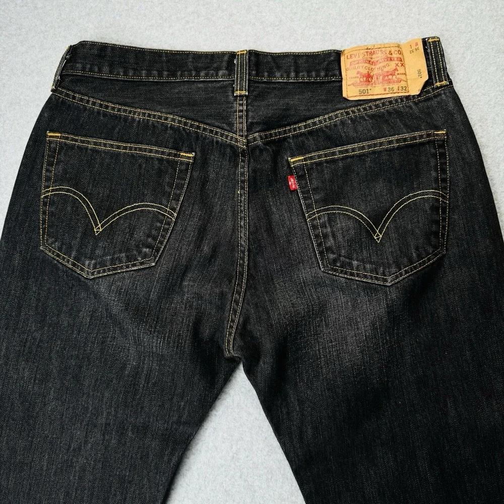 VTG Levis 501 XX Jeans Mens 36x32 Black Button Fly Straight Leg Denim Pants - Picture 3 of 12